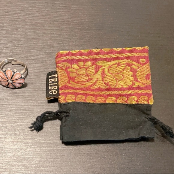 Adjustable Pink Silver Ring - Picture 2 of 3